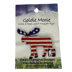 Goldie Moose Metal Pin Flag Gold Nugget Eye Laura’s Designs Alaska New old Stock